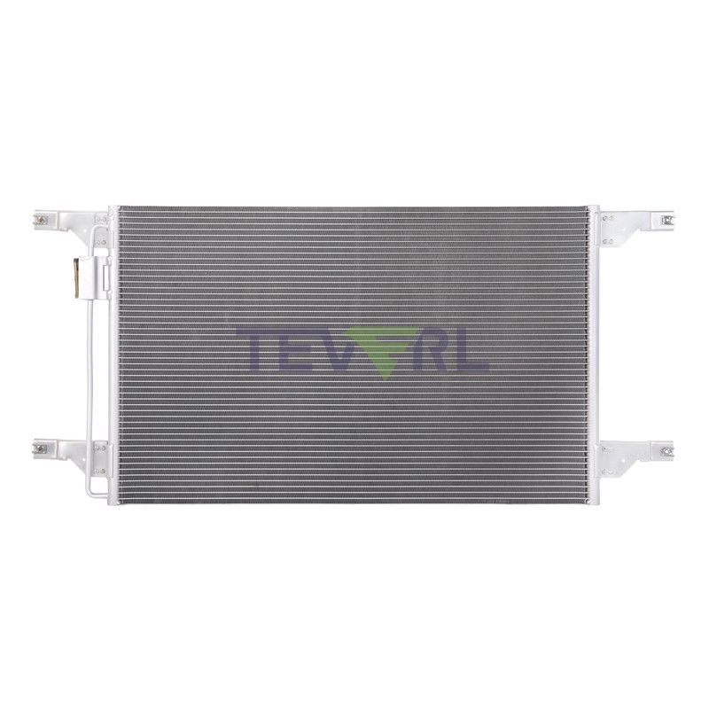 10103011 Freightliner Condenser