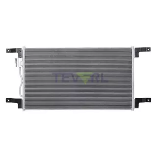 10103007 Freightliner Condenser