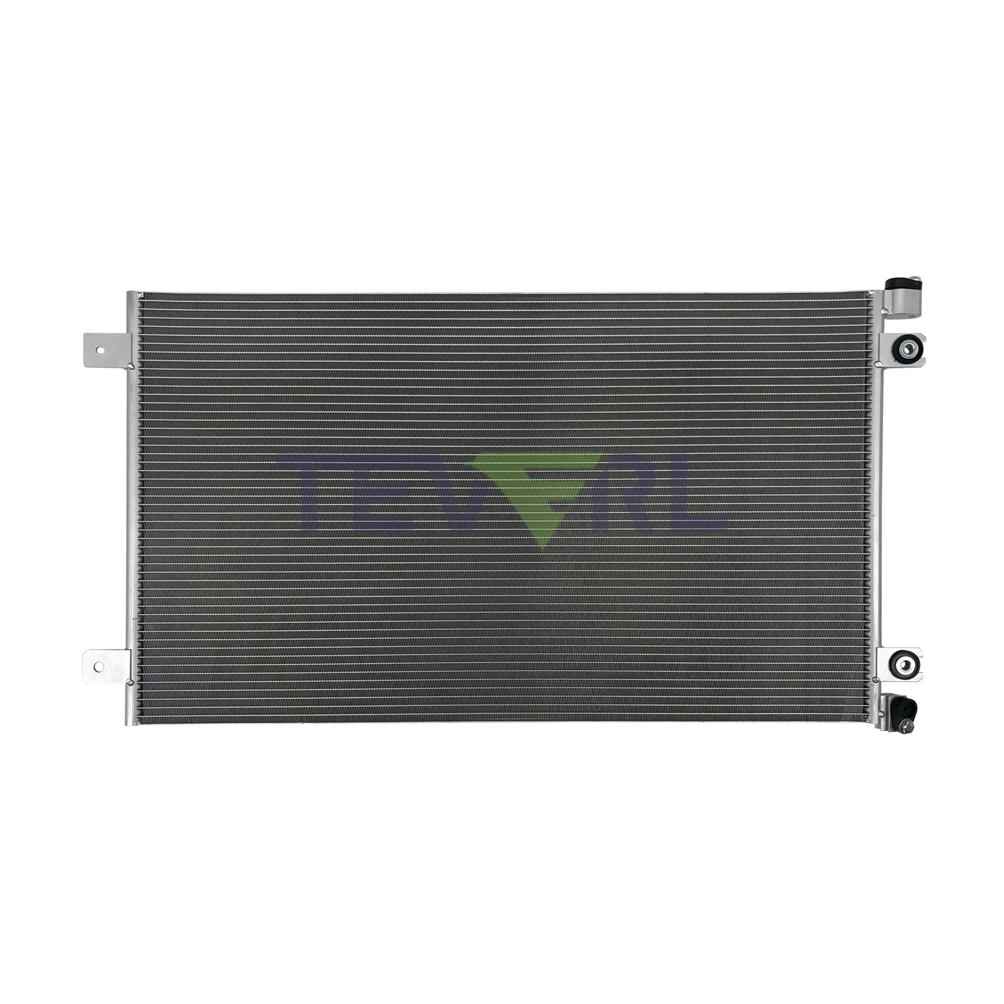 10303010 Peterbilt 579 Condenser PX936001