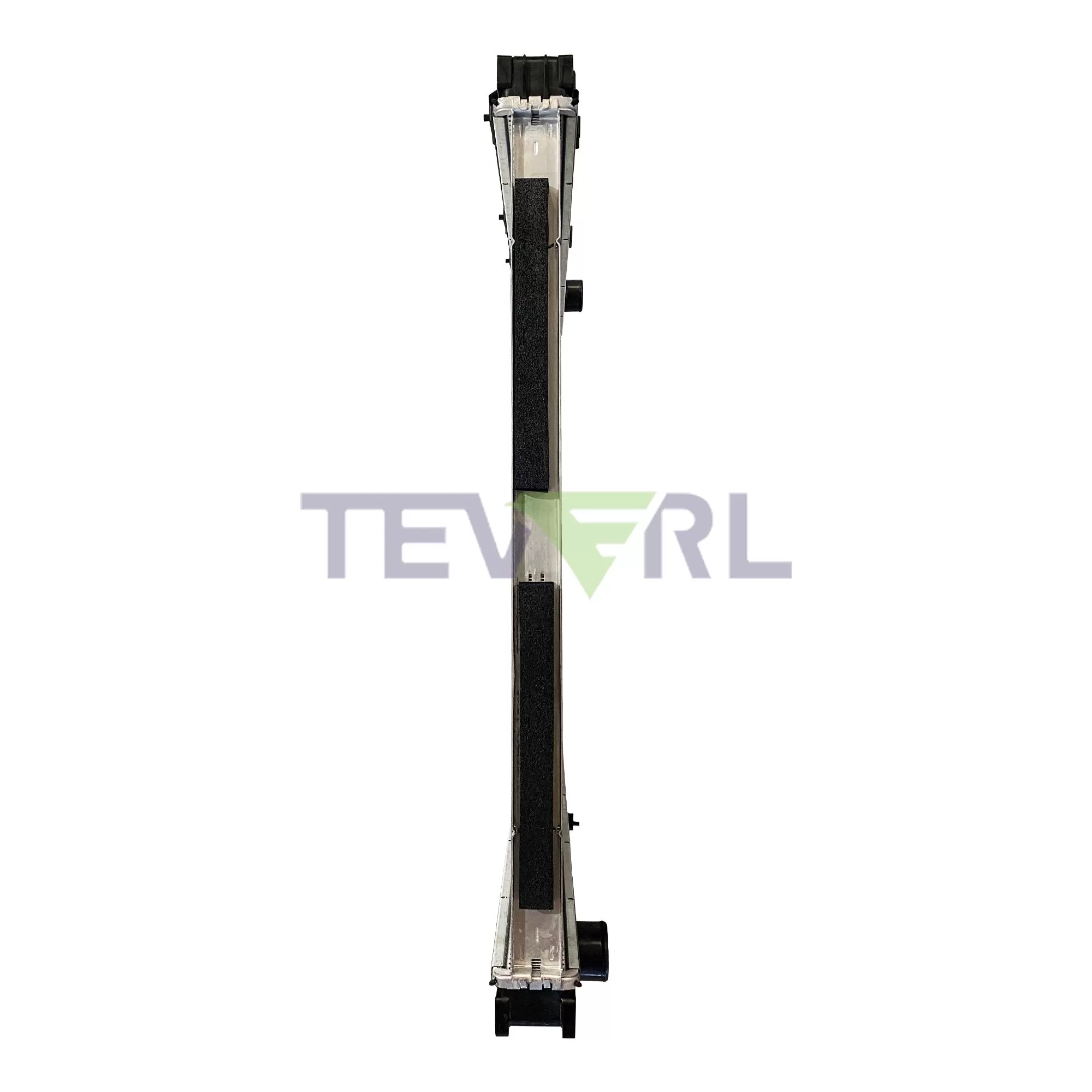 10101087  Freightliner Radiator