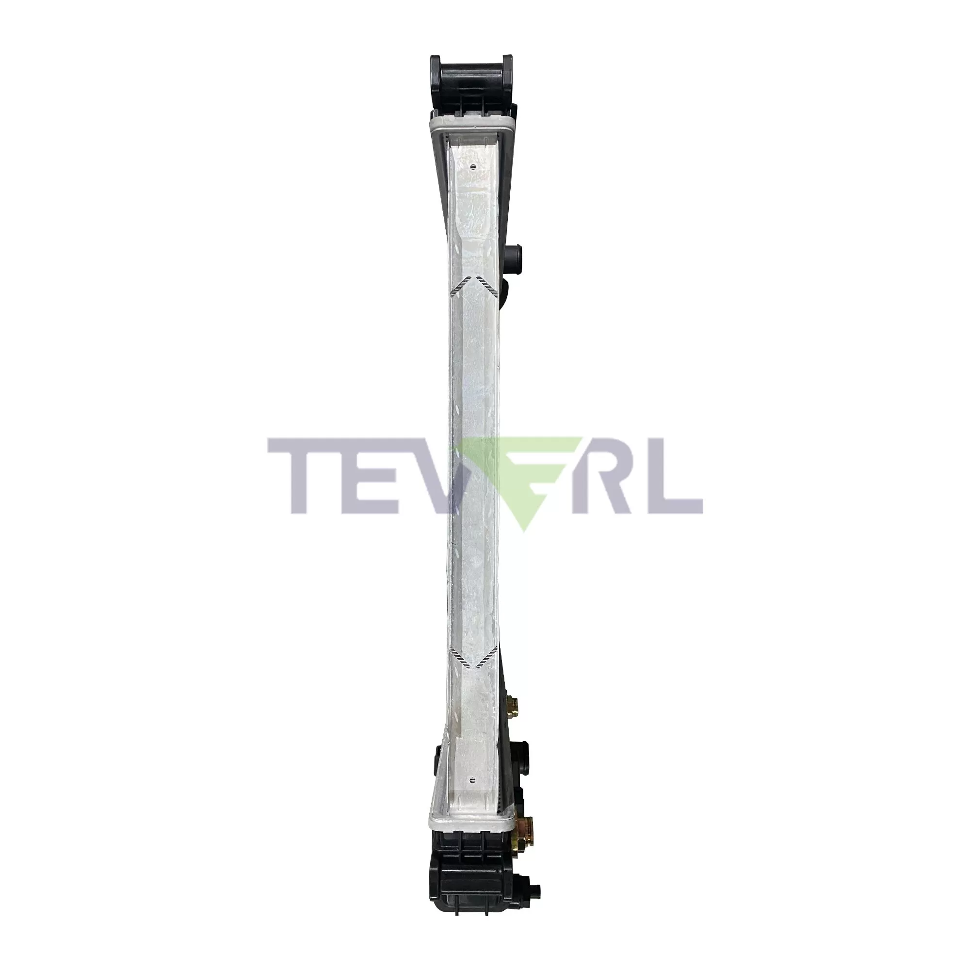 10101076  Freightliner Radiator